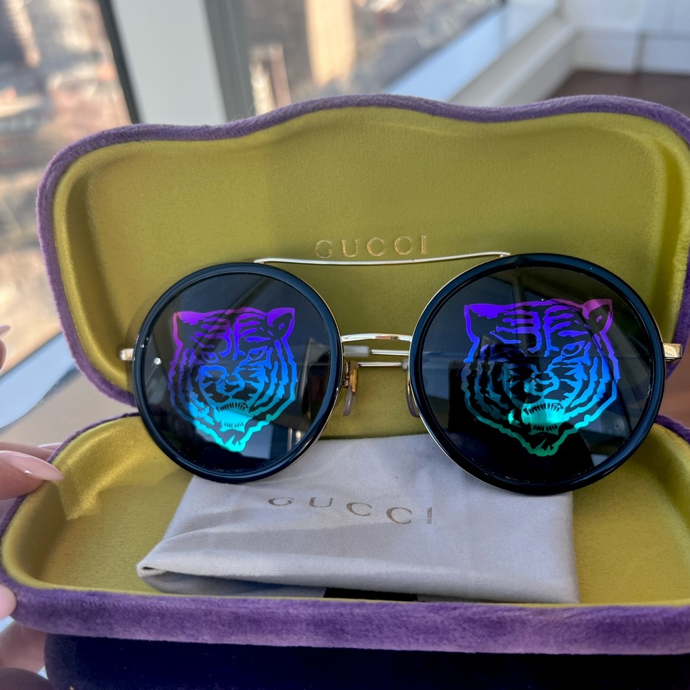 Gucci sunglasses